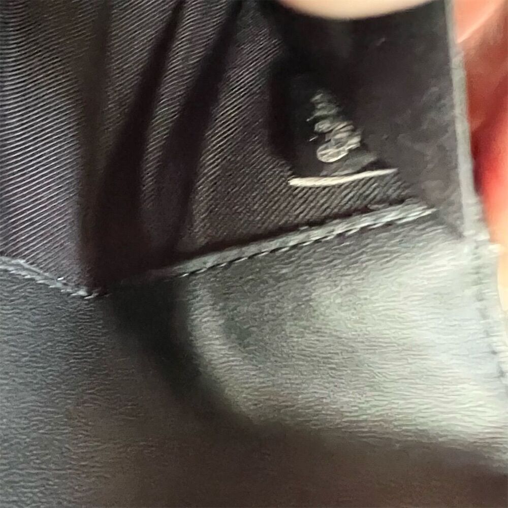 COACH Slim Wallet Credit Card Holder Black Smooth Leather w Gold Hardware - Picture 10 of 10